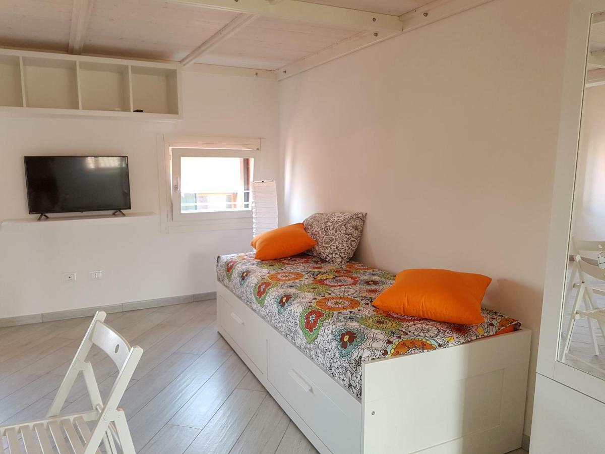 Apartamento Mansarda Settimo Cielo Chioggia Exterior foto